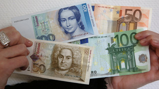 Hessen haben 2024 mehr als 3 Millionen D-Mark umgetauscht