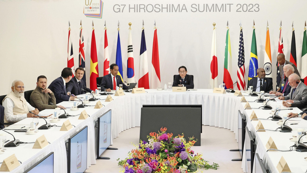 Zum Ende des G7-Gipfels im japanischen Hiroshima haben die sieben führenden Industrie-Nationen Entschlossenheit gegenüber Russland und China demonstriert.