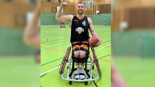 FFH-Dream Team: Neuer Rollstuhl für Fabian Gail