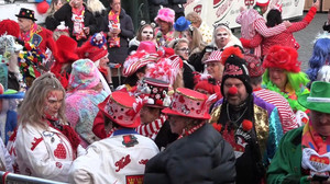Karneval in Köln: 1000 Polizisten passen auf die Jecken auf