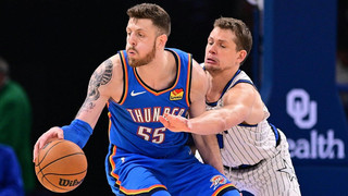 NBA: Hartenstein löst Playoff-Ticket im deutschen Duell