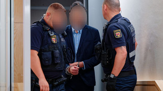 Angreifer für tödliche Attacke auf Zugschaffner verurteilt