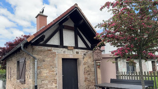 Frisches Brot und Gegrilltes: Traditionelles Backhausfest in Ahl