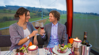 Dinner in luftiger Höhe: Gondelmenü in Willingen