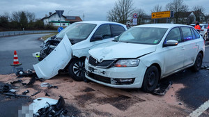 Hünfeld-Rückers: Sechs Verletzte nach Unfall auf B27