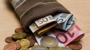 Tagesgeld, Festgeld, ETFs im Vergleich: Was für dich richtig ist