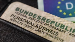 Für Über-70-Jährige ist der Personalausweis bald unbefristet gültig