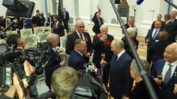 Putin spricht bei Kreml-Treffen über Gebietstausch mit der Ukraine