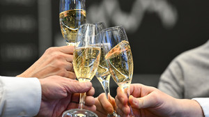 Dax-Vorstände verdienen 42 Mal so viel wie die Beschäftigten