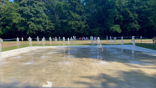 Neue Wasserfontänen sorgen für Abkühlung: Offenbacher freuen sich