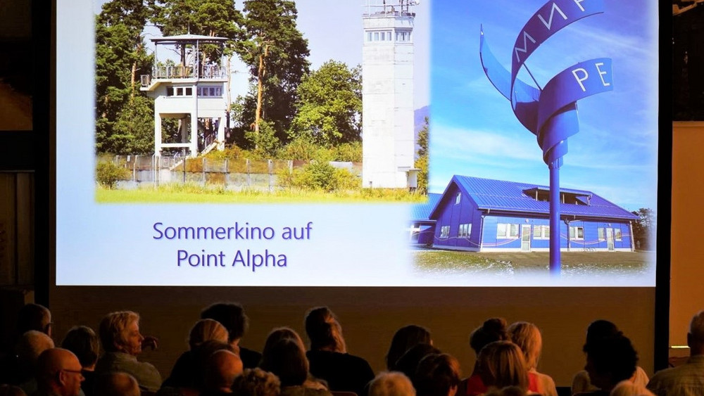 Das Sommerkino auf Point Alpha startet. Der Eintritt ist frei.