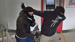 Foto-Fahndung nach Bankräubern von Dornburg-Frickhofen bei Limburg