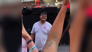 Security-Mitarbeiter stiehlt Ed Sheeran die Show