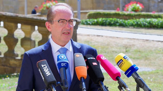 «Keine Integrationsleistung»: Dobrindt verteidigt Abschiebung von Nicht-Straftätern nach Afghanistan