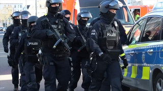 Großeinsatz nach Streit in Solingen: Zwei Männer durch Stiche verletzt