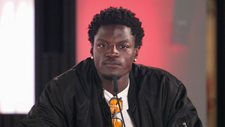 Jetset-Leben beginnt: Erste PK & persönliche Geständnisse