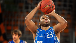 Nach 14 Jahren in Frankfurt: Basketballer Robertson beendet Karriere