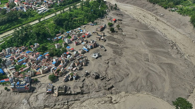 Polizei: Mindestens 157 Tote nach Sturzflut in Nepal