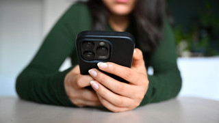 Digitale Gewalt drängt Frauen aus dem Internet