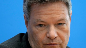 Habeck beim Nachhaltigkeitsgipfel: Wer spürt die Kosten für erneuerbare Energien?