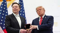 Wieder beste Freunde: Trump verleiht Elon Musk einen Orden
