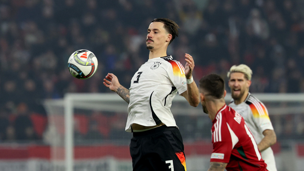Eintracht-Verteidiger Robin Koch soll der DFB-Elf beim erstmaligen Gewinn der Nations League helfen.