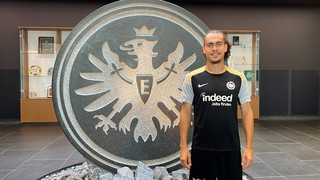 Eintracht im DFB-Pokal in Leipzig: Theate gesperrt und verletzt