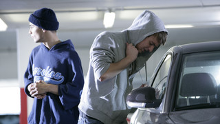 Immer mehr Auto-Aufbrüche in Südhessen: Fahrzeug unbedingt abschließen