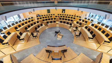 Im Landtag: 80 Gießener Schüler spielen Abgeordnete