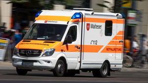 17-Jähriger niedergestochen: Wer sah die Messerattacke?