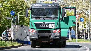 Tödlicher Unfall in Berlin: Radfahrer von Lkw erfasst