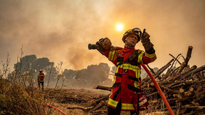 Größter Brand seit Jahrzehnten in Frankreich unter Kontrolle