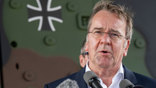 Pistorius: Keine Reisegenehmigung beim neuen Wehrdienst