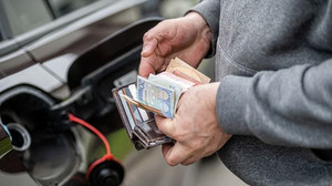 Staat profitiert kurzfristig: So entsteht der hohe Spritpreis