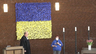 Lampertheim faltet über 1000 Friedenstauben