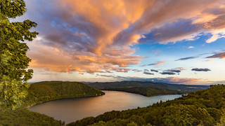 Urlaub am Edersee: Tipps für Hotels, Camping und Freizeit