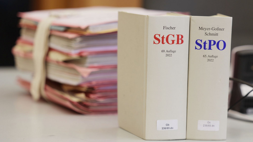 Beginn Prozess um versuchten Polizistenmord (Illustration)