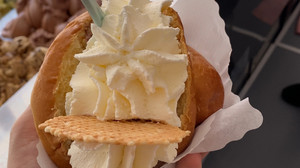 Brioche-Eis jetzt auch in Mainz: Neuer Eis-Trend aus Sizilien