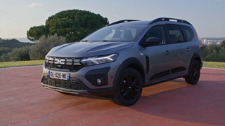 Dacia startet Produktion des neuen Jogger Hybrid 140 am Standort Mioveni