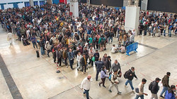 Dürfen Spaniens legalisierte Migranten in andere EU-Länder umziehen?