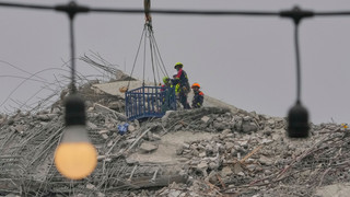 Zahl der Erdbeben-Toten steigt: Rennen gegen die Zeit in Myanmar