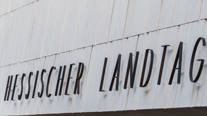 Hessischer Landtag will keine Steuergelder für Extremisten ausgeben