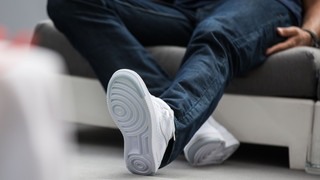 Klau-Attacke auf 16-Jährigen: Angreifer stehlen Nike-Schuhe