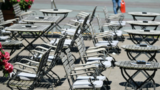 Am Bier wird gespart - Brauer und Gastro unter Druck