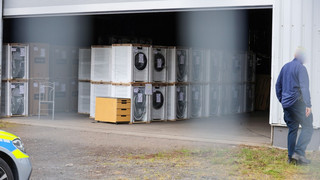 Hehlerware im Wert von 5 Millionen Euro in Lagerhalle in Ulrichstein