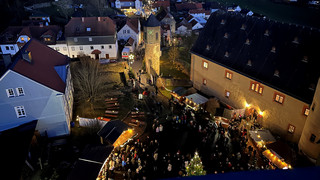 Atmosphärischer Weihnachtsmarkt in Sinntal-Schwarzenfels