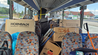 Buskontrolle auf A7 bei Kassel: Mann wollte Umzug mit Reisebus machen