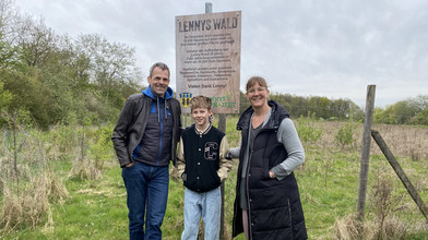 Baumpflanzaktion in Karben: Lennys Wald wächst weiter