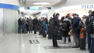 Stuttgarter Flughafen: Sicherheitsbereich geräumt - Betrieb gestört