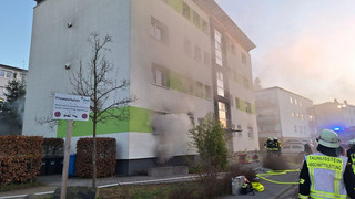 Taunusstein: 15 Personen bei Brand in Wohnhaus verletzt